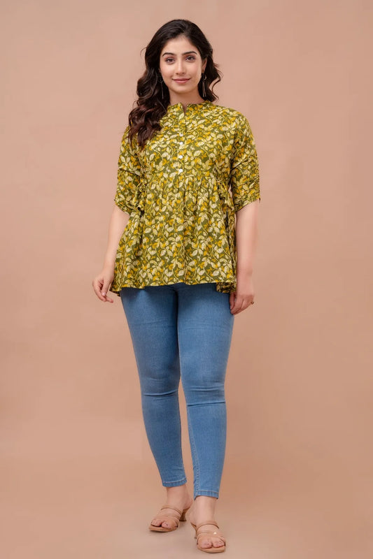 Green Classic Regular Fit Solid Short Top